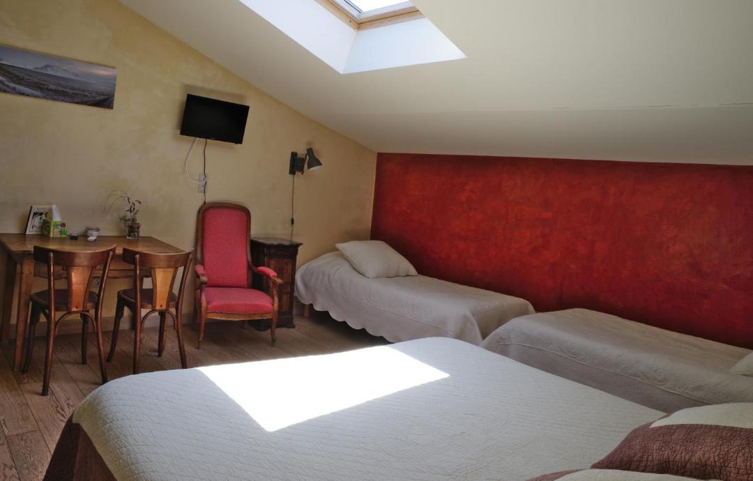 Photo of Bedroom in Herepian