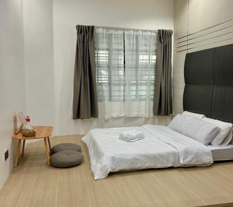 Photo of Bedroom in Endau