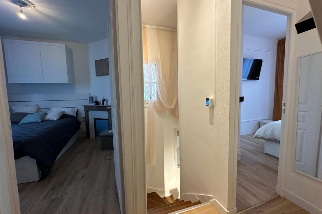 Photo of Bedroom in Persan