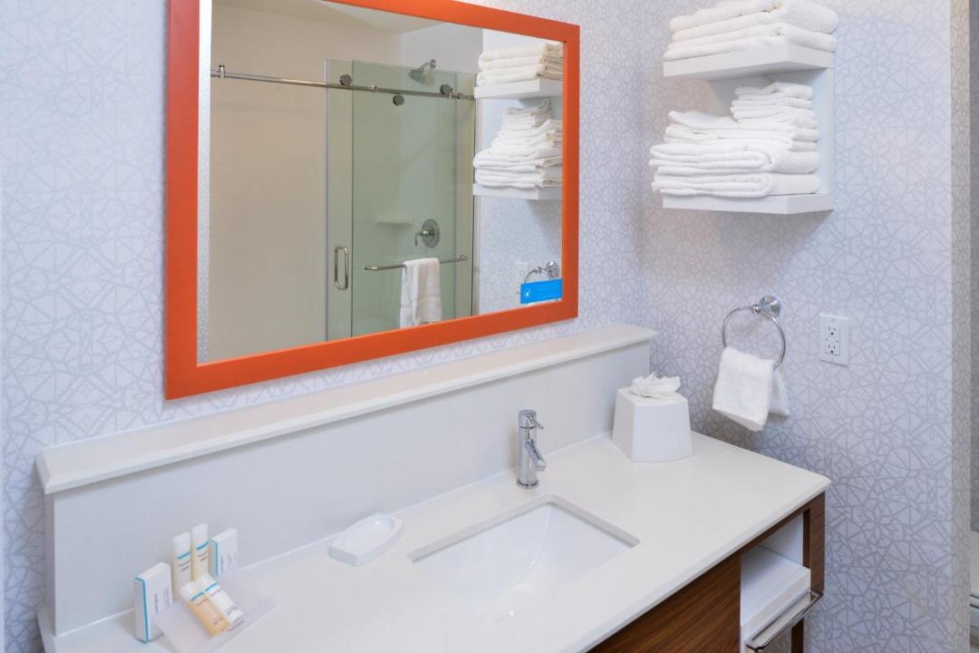 Photo of Bathroom in Lakeville