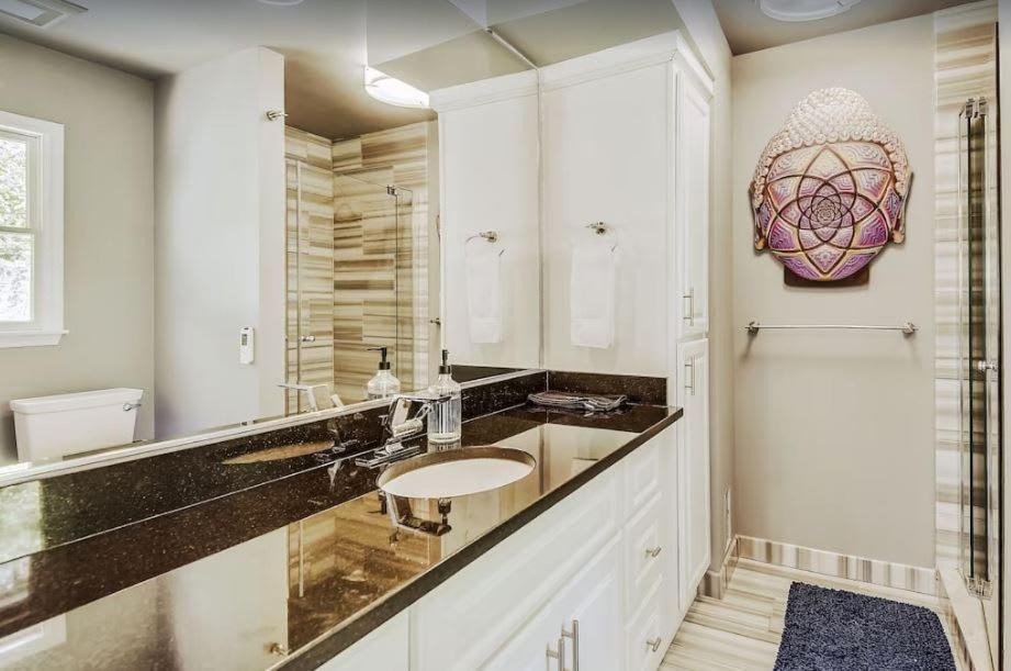 Photo of Bathroom in Lincolnia
