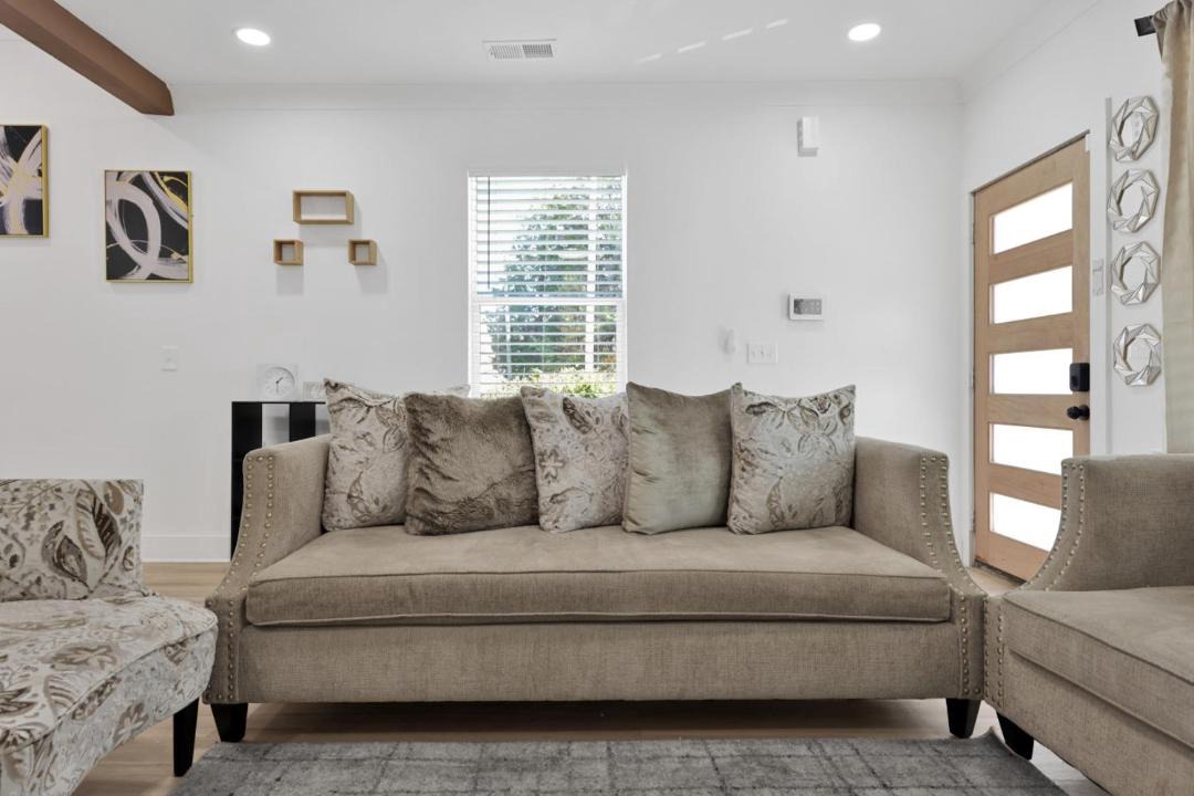 Photo of Livingroom in Forest Park