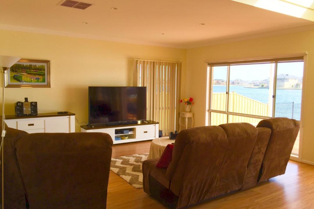 Photo of Livingroom in Sanctuary Lakes