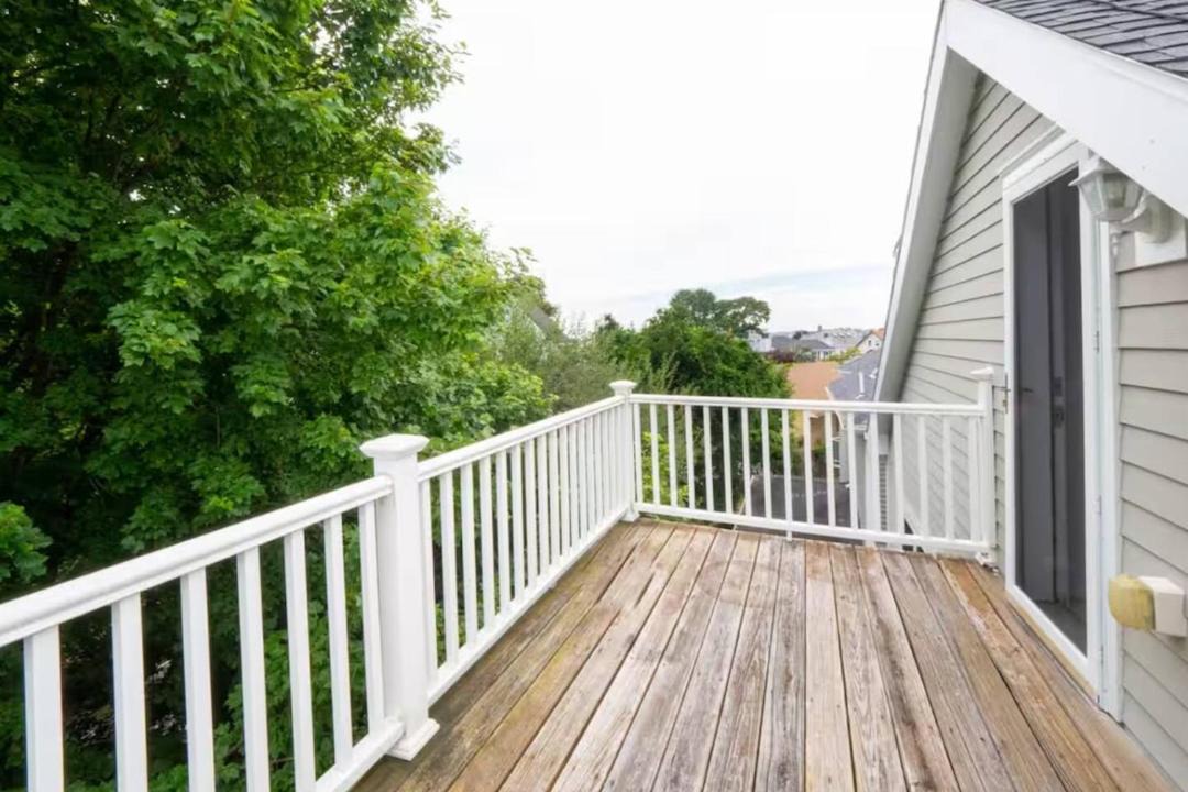 Photo of Patio Balcony in Swampscott
