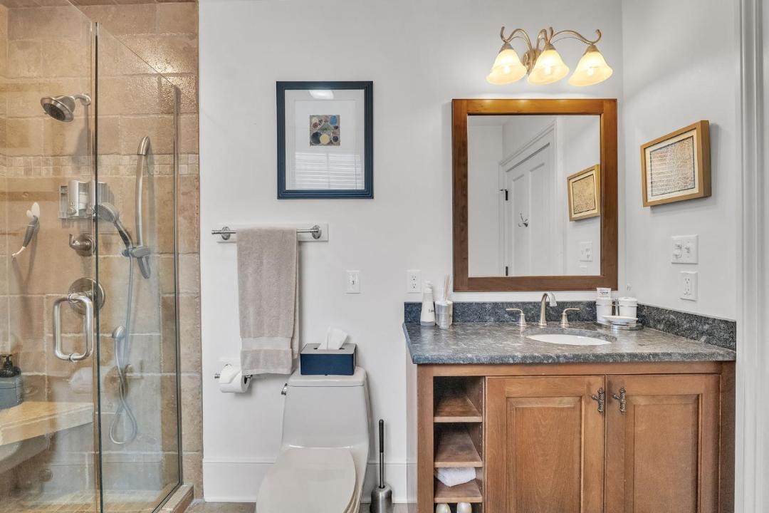 Photo of Bathroom in Abingdon