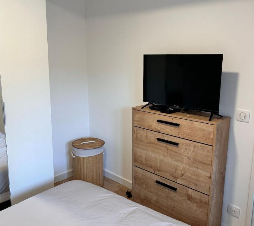 Photo of Bedroom in Pont-de-Veyle