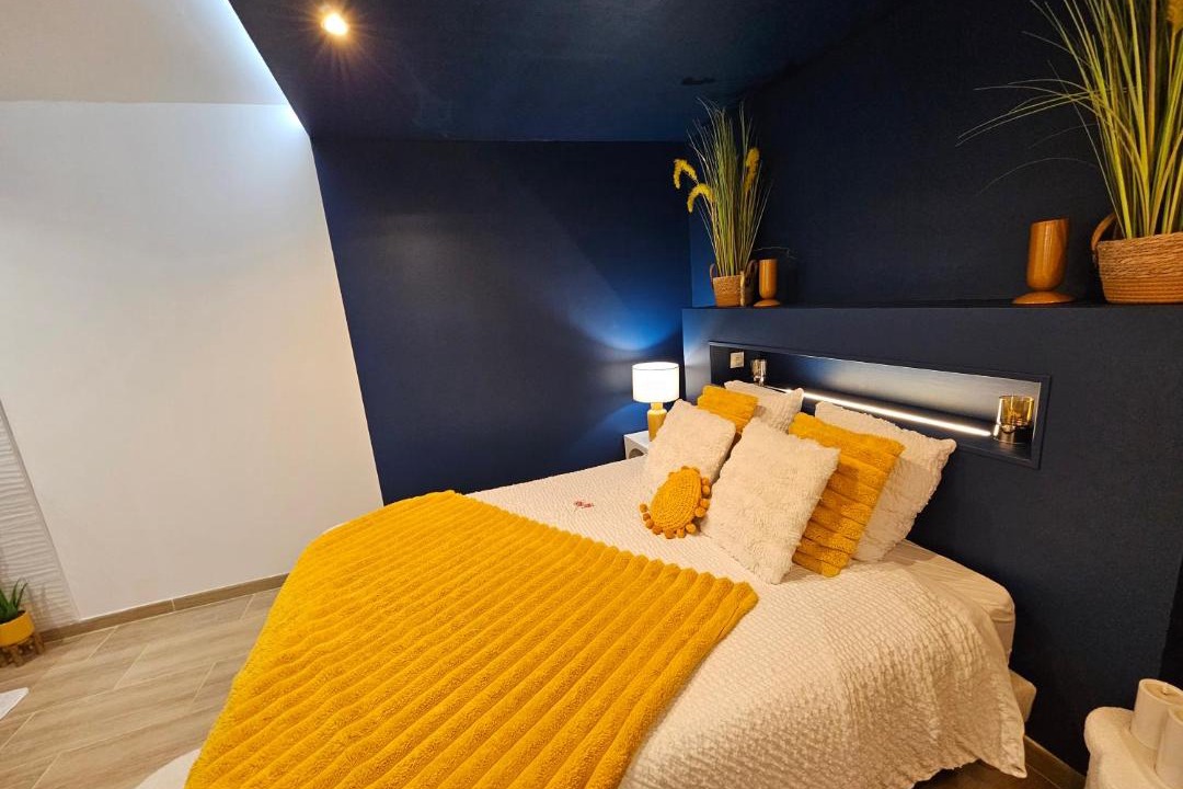 Photo of Bedroom in La Bassee