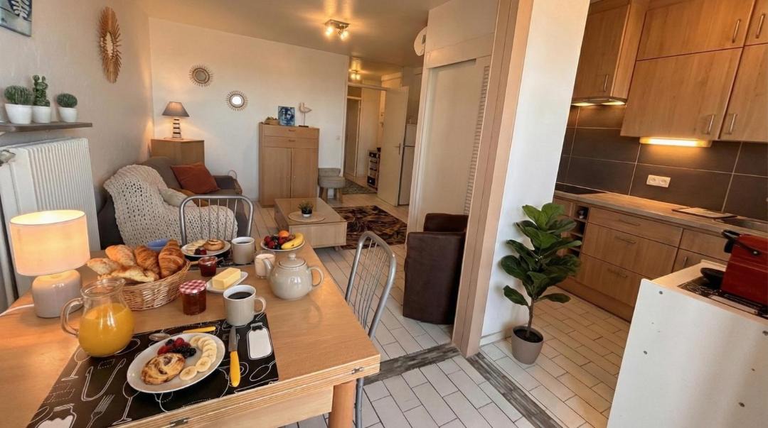 Photo of Kitchen in La Jetee