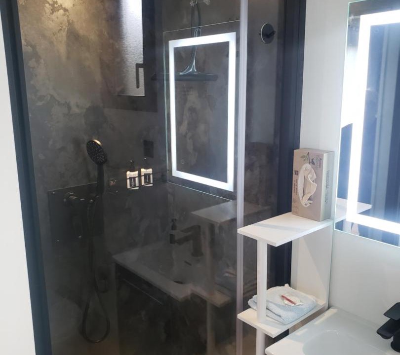 Photo of Others in Maurepas