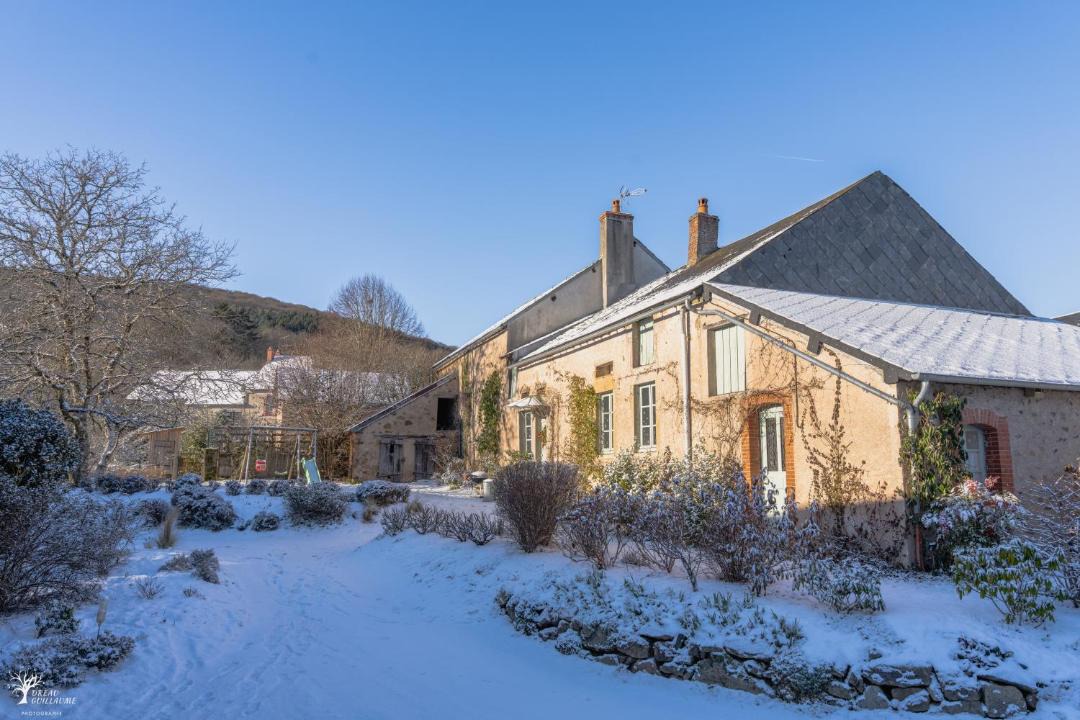 Photo of Others in Menessaire