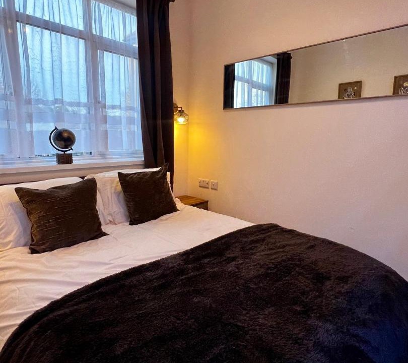 Photo of Bedroom in Feltham North