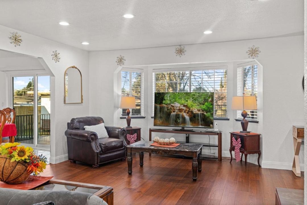 Photo of Others in Arden-Arcade