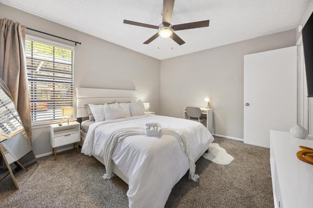 Photo of Bedroom in Far North Dallas