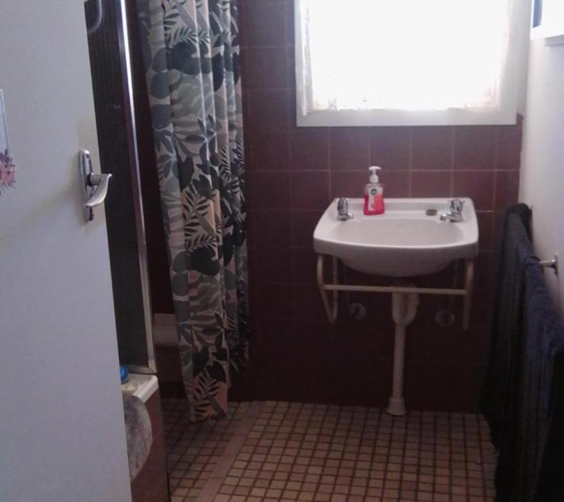 Photo of Bathroom in Berri