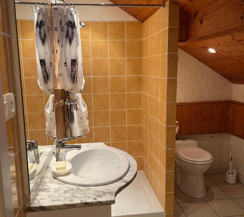 Photo of Others in Saint-Lothain