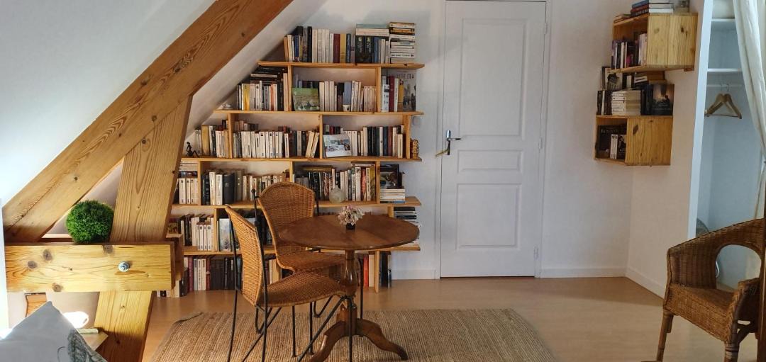 Photo of Livingroom in Saint-Contest