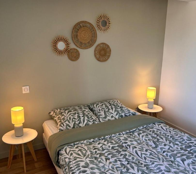 Photo of Bedroom in Pont-de-Veyle