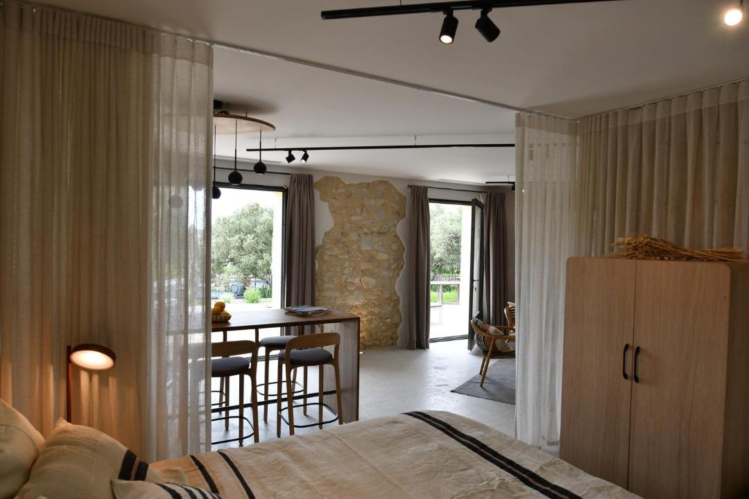 Photo of Others in Methamis