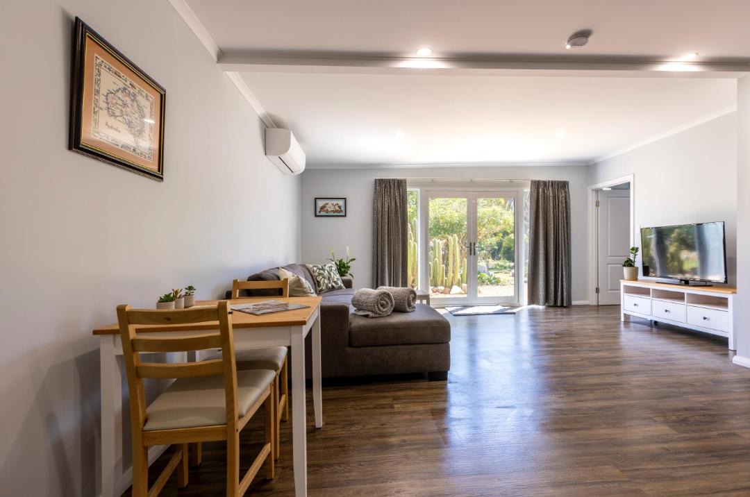 Photo of Others in Bethany