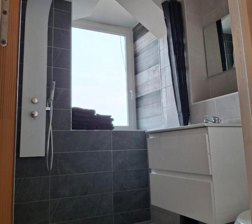 Photo of Bathroom in Annonay