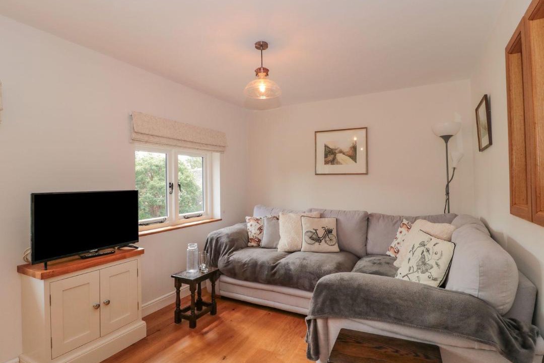 Photo of Others in Norton Sub Hamdon