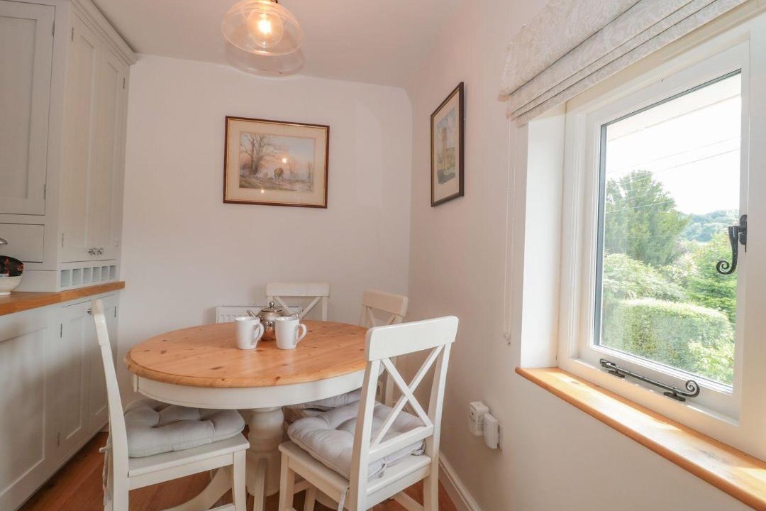 Photo of Others in Norton Sub Hamdon