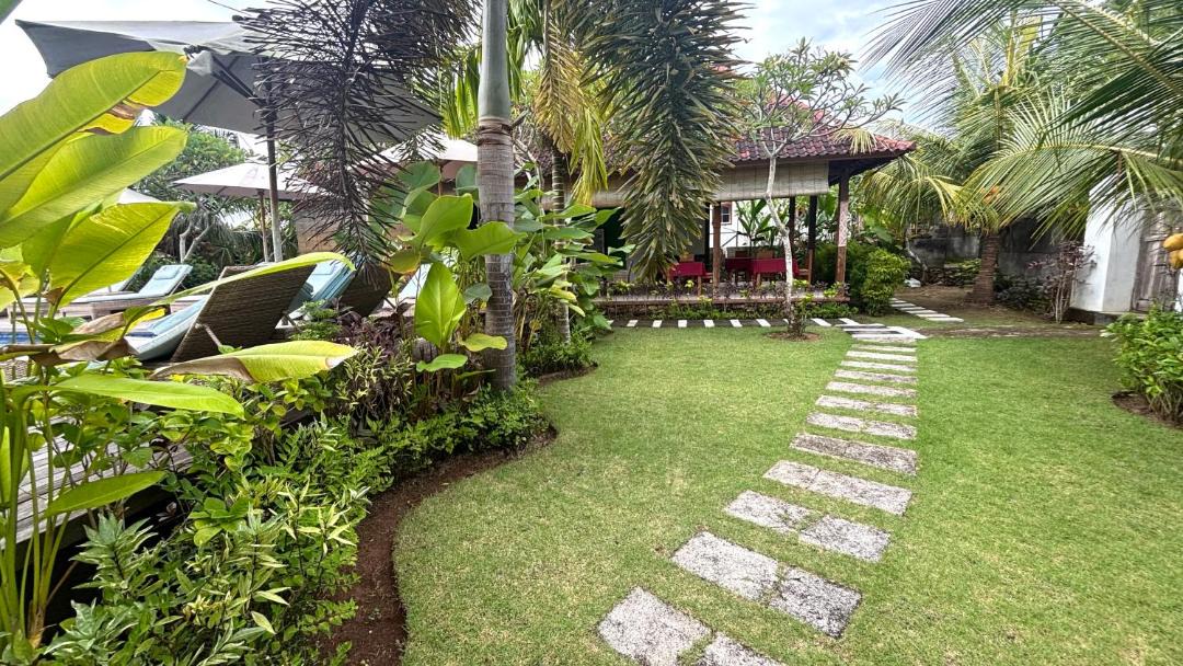 Photo of Others in Mushroom Bay