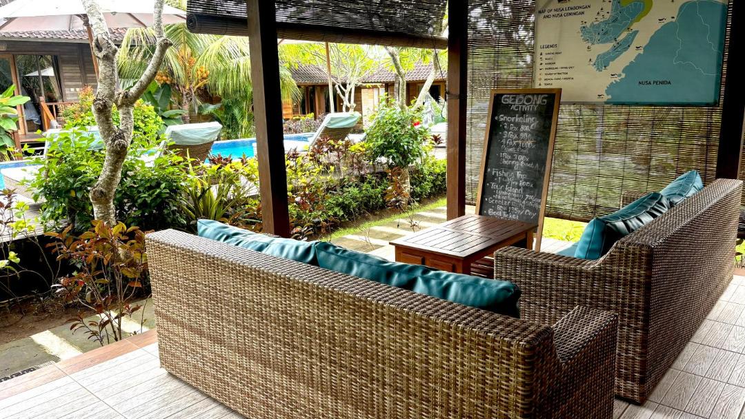 Photo of Others in Mushroom Bay