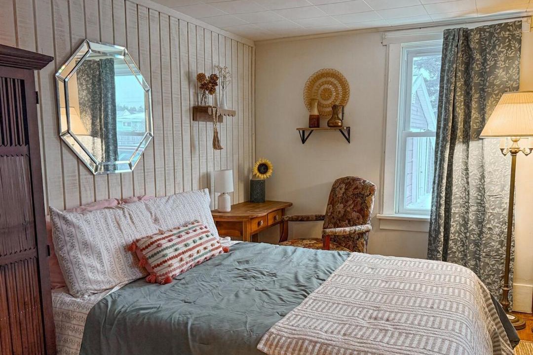 Photo of Bedroom in Gwinn