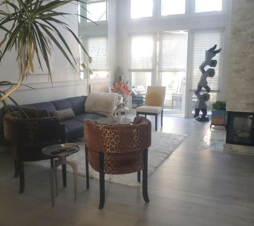 Photo of Livingroom in Airport Area