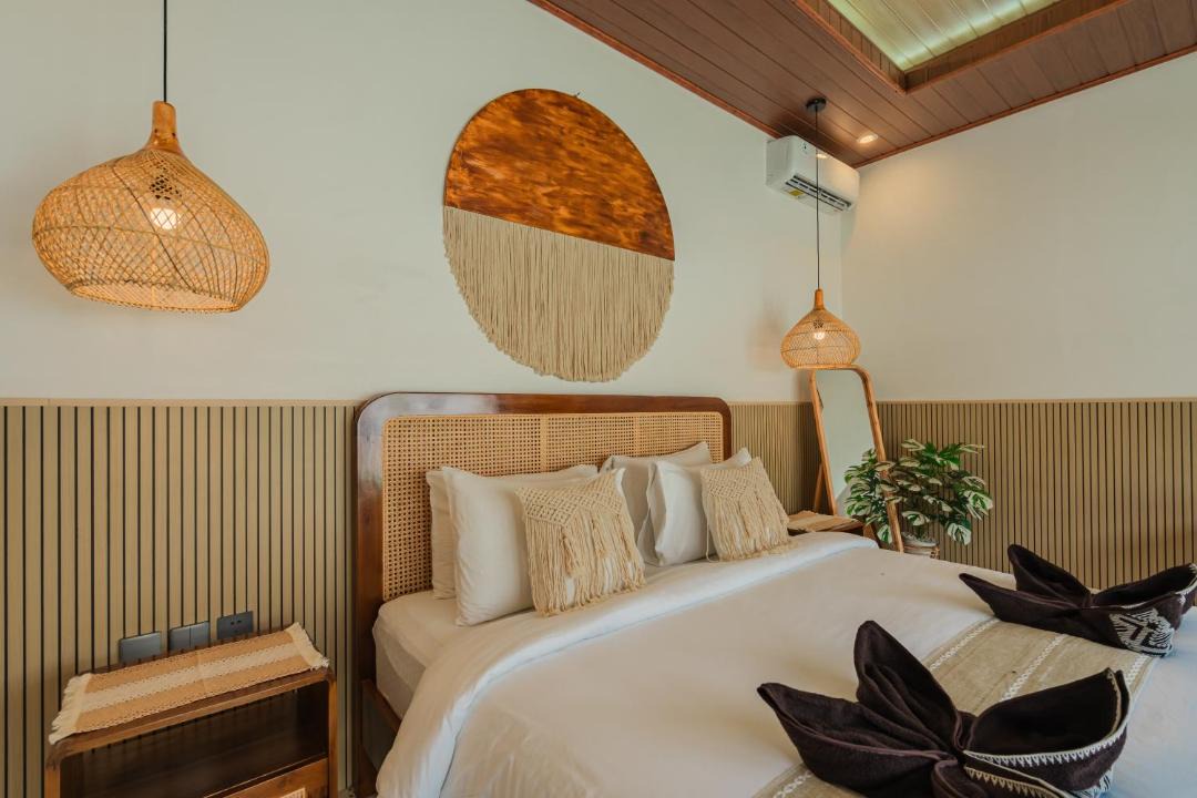 Photo of Others in Penestanan