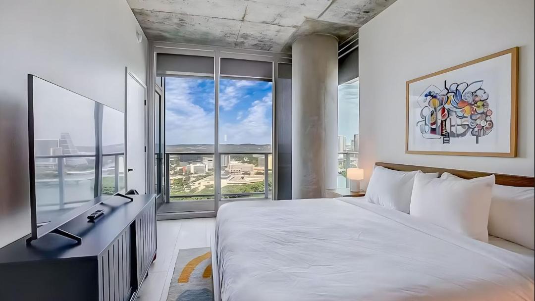 Photo of Bedroom in Rainey Street Historic District