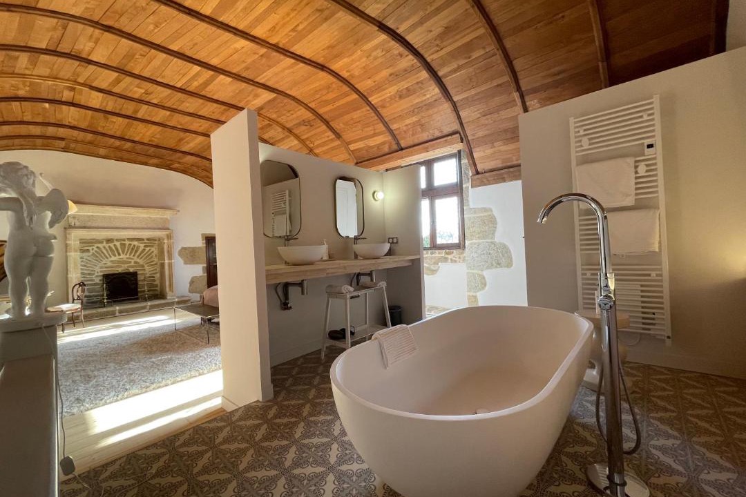 Photo of Bathroom in Plourin