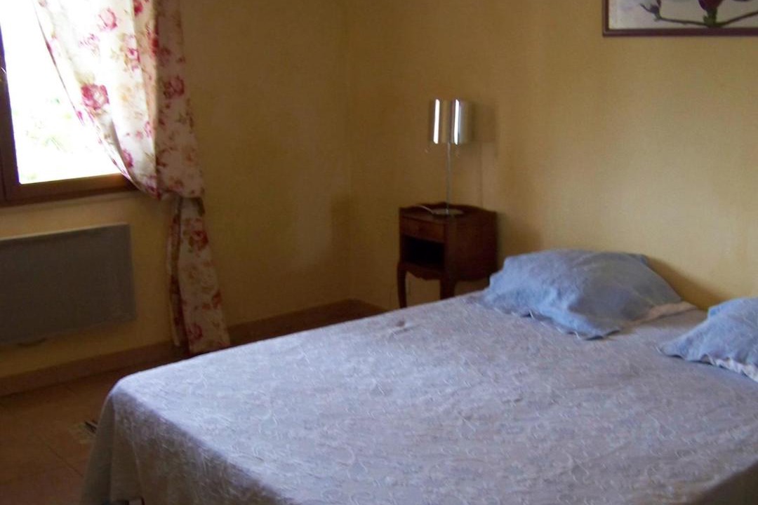 Photo of Bedroom in Sainte-Colombe-en-Bruilhois