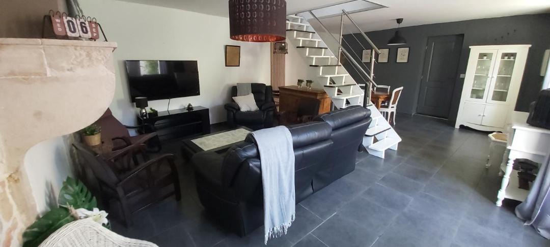 Photo of Others in Prety