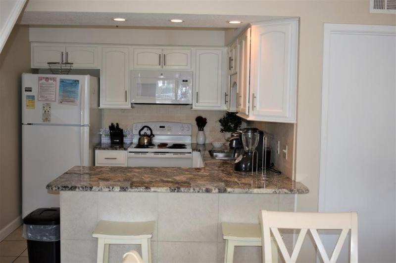 Photo of Kitchen in Miramar Beach
