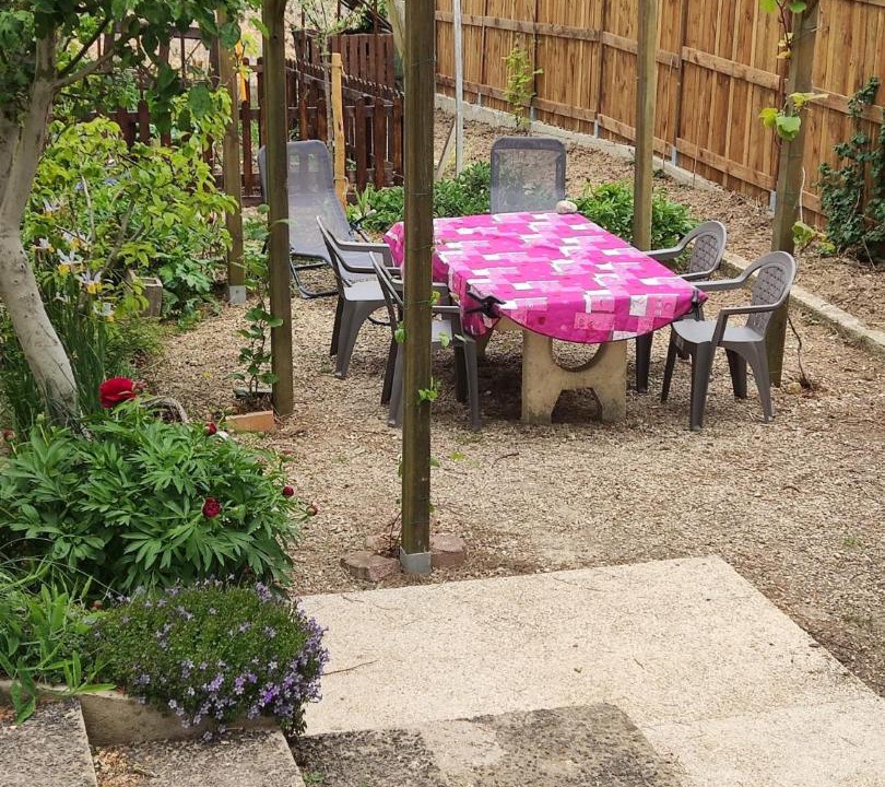 Photo of Others in Gland