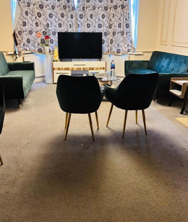 Photo of Livingroom in Mayfield