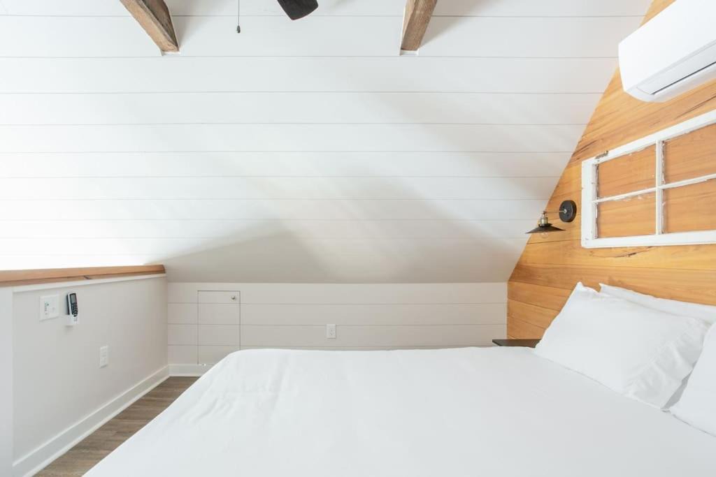 Photo of Bedroom in Charleston