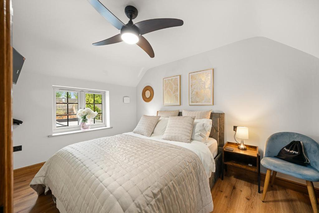 Photo of Bedroom in Burton on Trent