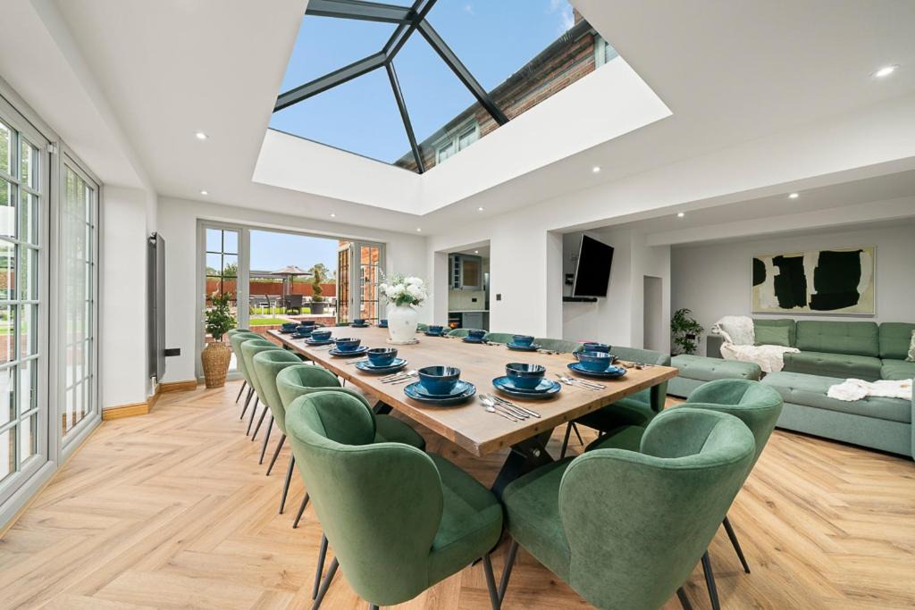 Photo of Others in Burton on Trent