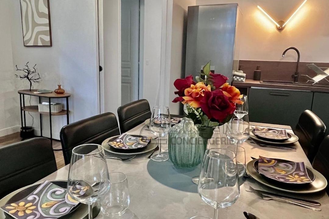 Photo of Others in Laval