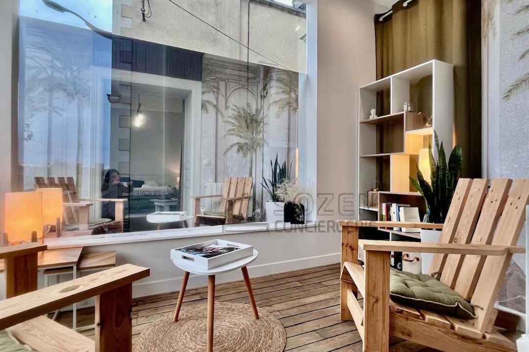 Photo of Others in Laval