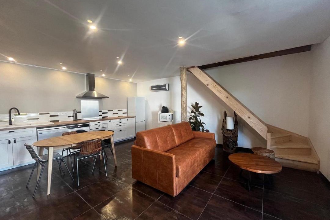 Photo of Others in Ciran