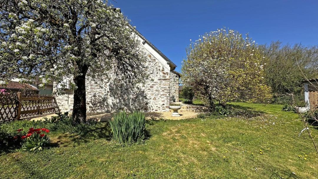 Photo of Others in Bussiere-Galant