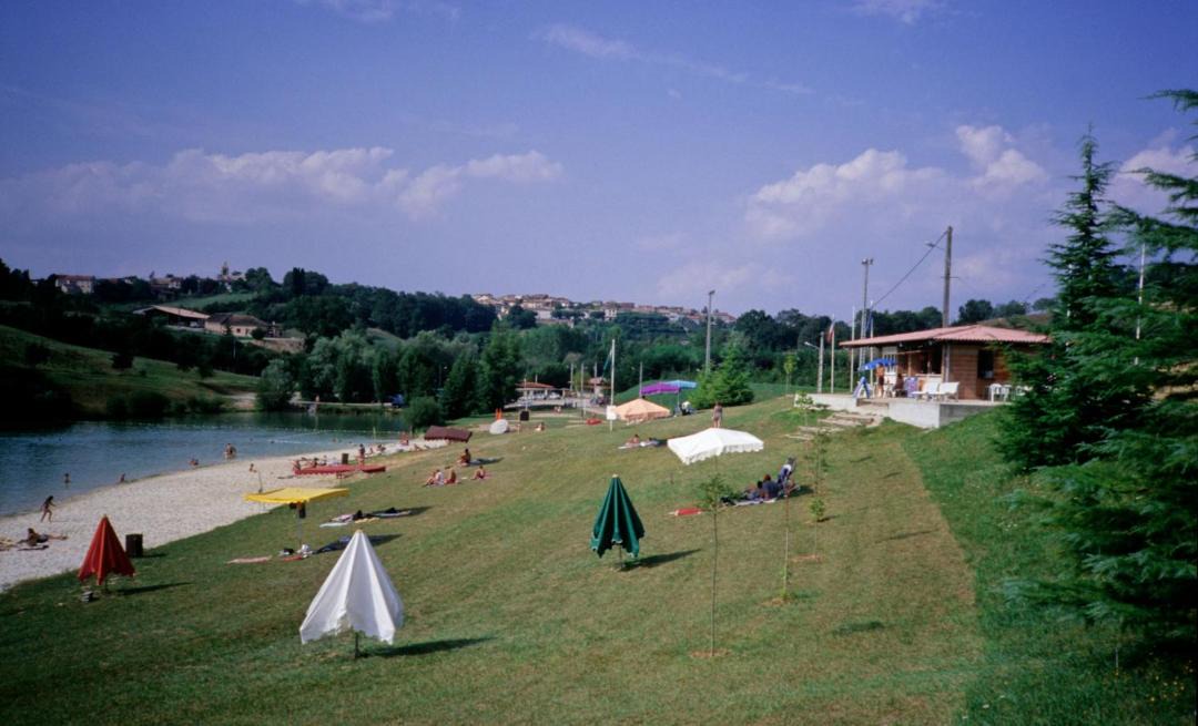 Photo of Others in Molieres
