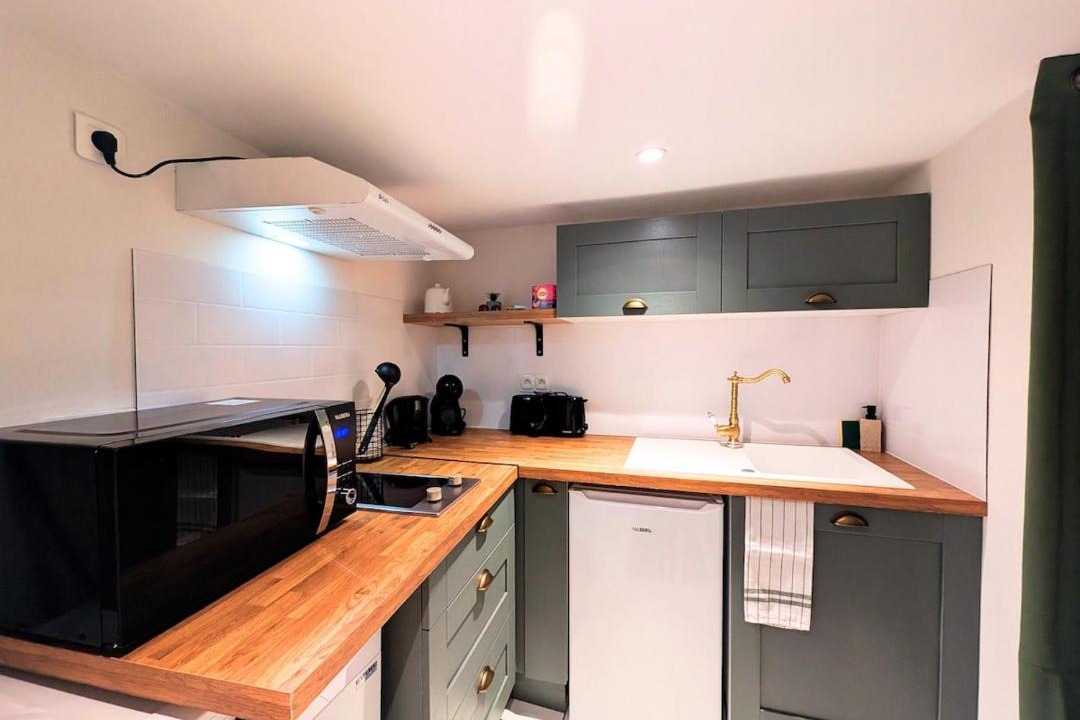 Photo of Others in Pezens