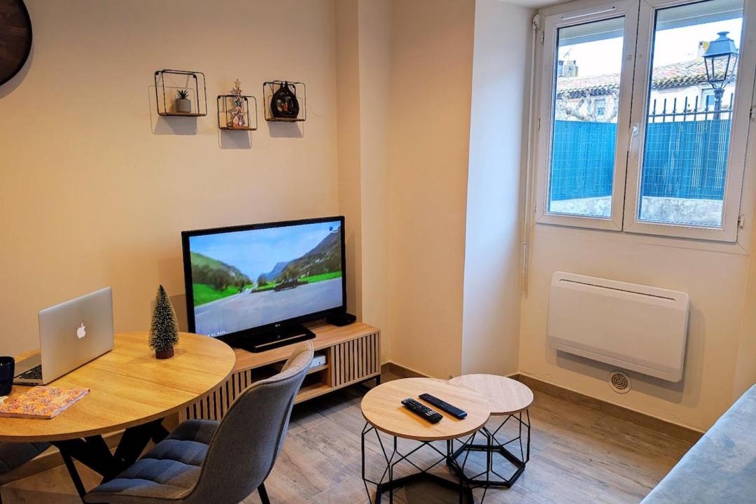 Photo of Others in Pezens