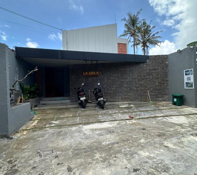 Photo of Others in Seseh