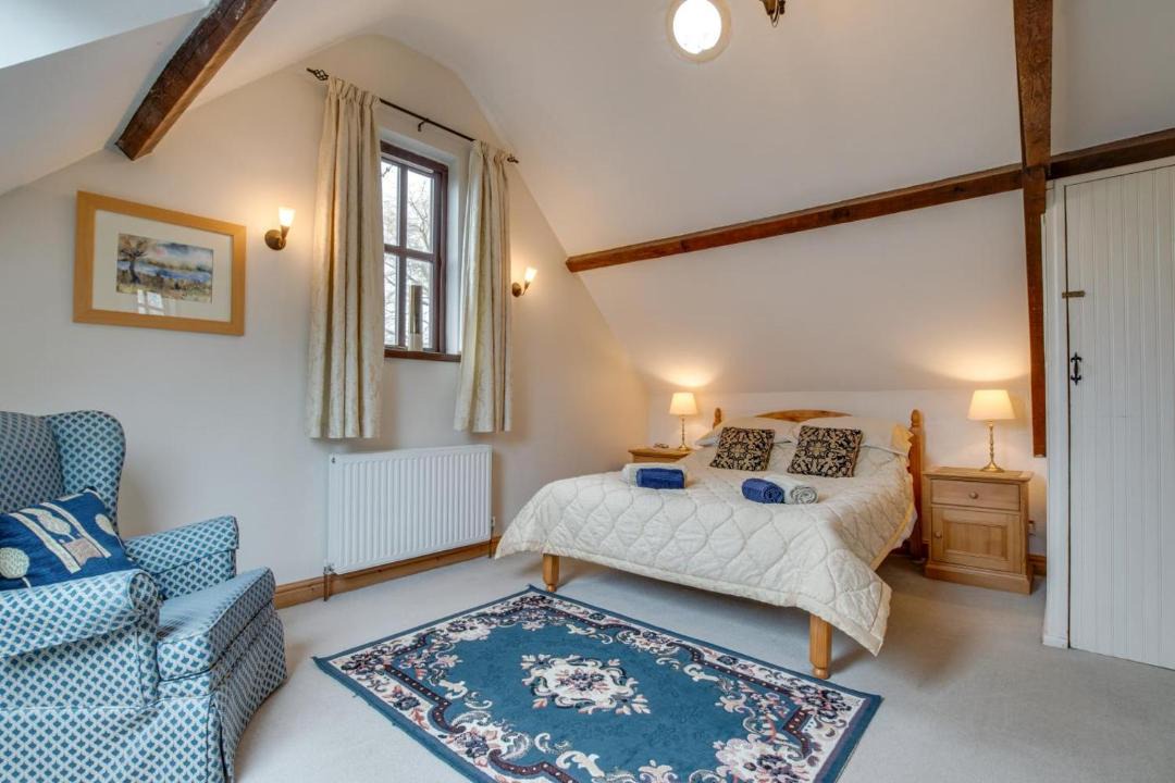 Photo of Others in Exminster